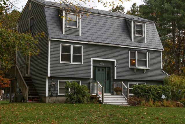 2 Skunk Road, Merrimac, MA 01860