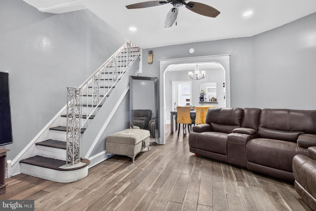 3309 REED ST, PHILADELPHIA, PA 19146 — photo 4