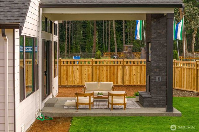 2020 142nd Street Ct S, Spanaway, WA 98387