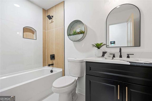 2541 Peyton Woods Trail SW, Atlanta, GA 30311