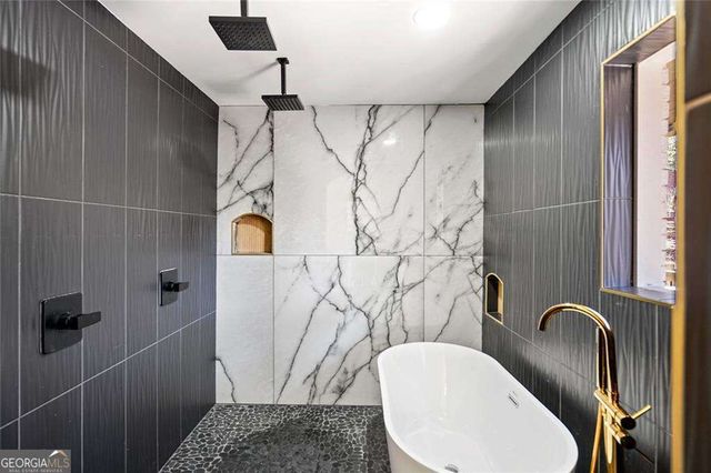 2541 Peyton Woods Trail SW, Atlanta, GA 30311