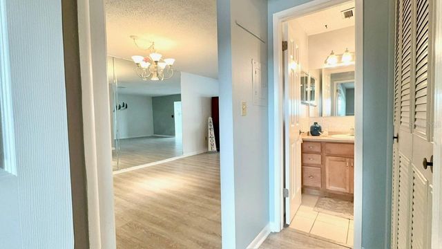 3128 59TH STREET S 212, Gulfport, FL 33707