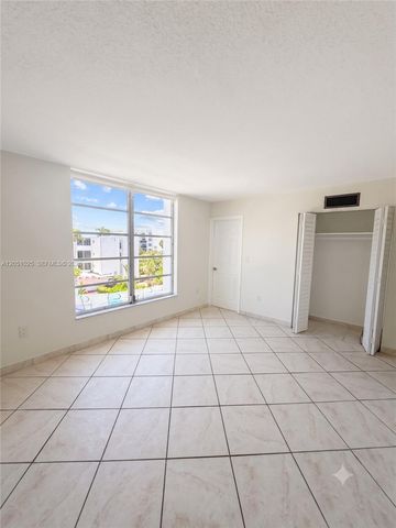1075 93rd Street 401, Bay Harbor Islands, FL 33154