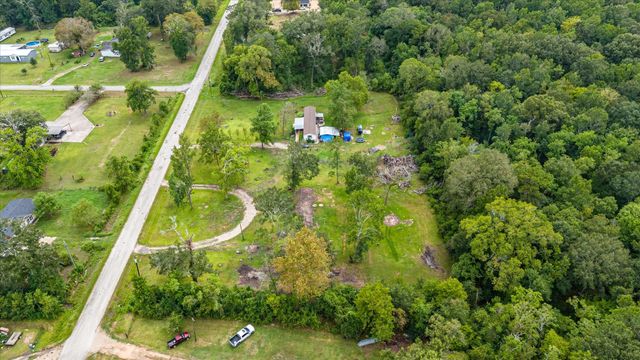 487 County Road 6478, Dayton, TX 77535