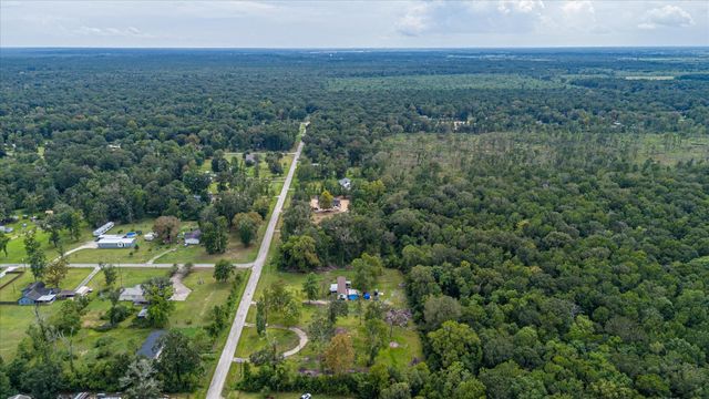 487 County Road 6478, Dayton, TX 77535