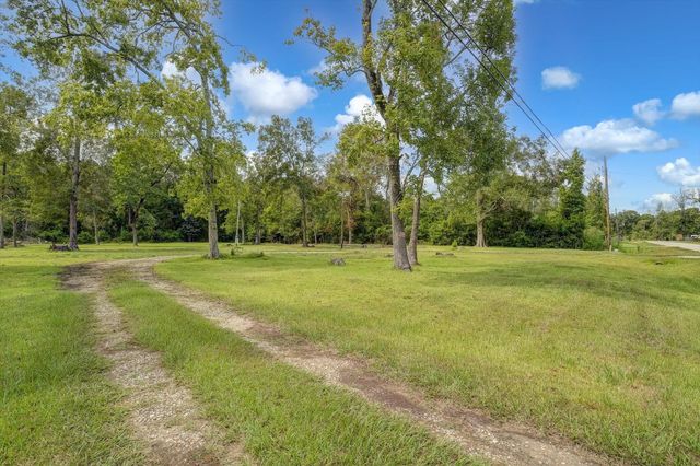 487 County Road 6478, Dayton, TX 77535