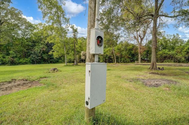 487 County Road 6478, Dayton, TX 77535