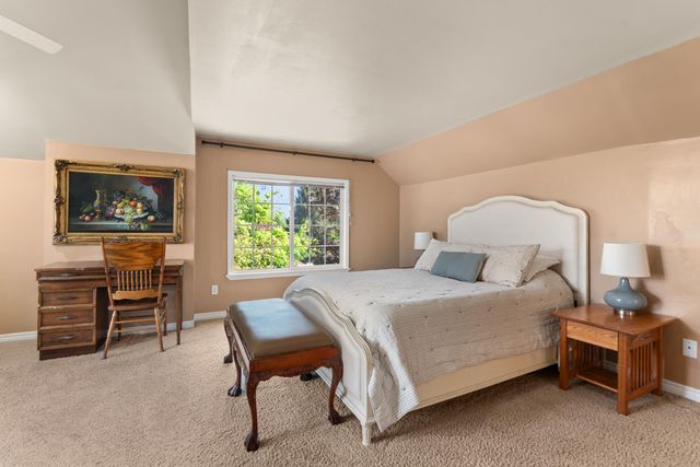 1907 S Cedar St, Spokane, WA 99203
