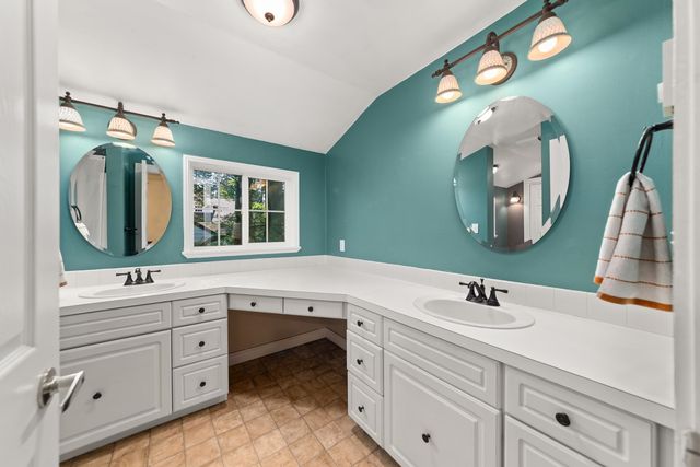 1907 S Cedar St, Spokane, WA 99203