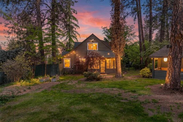 1907 S Cedar St, Spokane, WA 99203