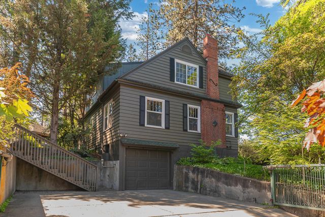 1907 S Cedar St, Spokane, WA 99203