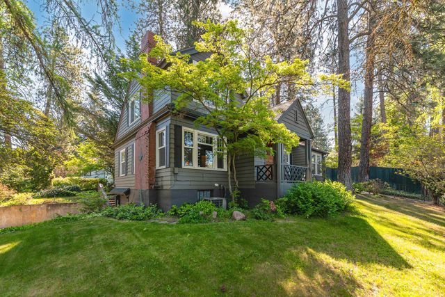 1907 S Cedar St, Spokane, WA 99203