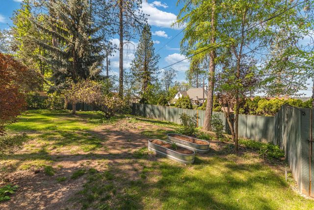 1907 S Cedar St, Spokane, WA 99203