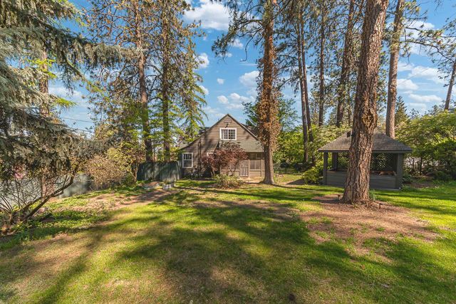 1907 S Cedar St, Spokane, WA 99203