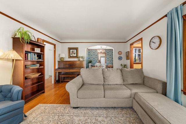 1907 S Cedar St, Spokane, WA 99203