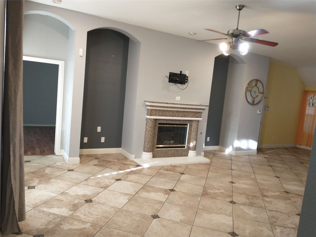 3309 Capstone Lane, Garland, TX 75043