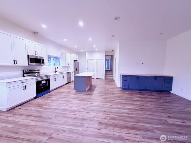 2508 58th Avenue NE, Tacoma, WA 98422