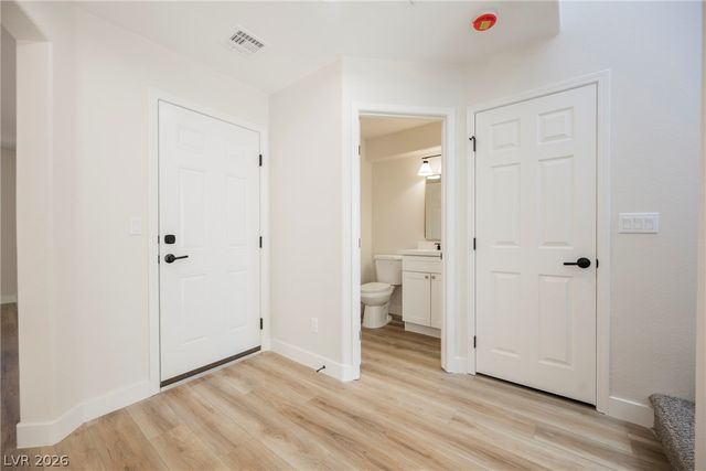 11978 Camden Brook Street, Las Vegas, NV 89183