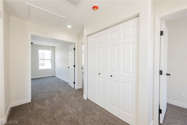 11978 Camden Brook Street, Las Vegas, NV 89183