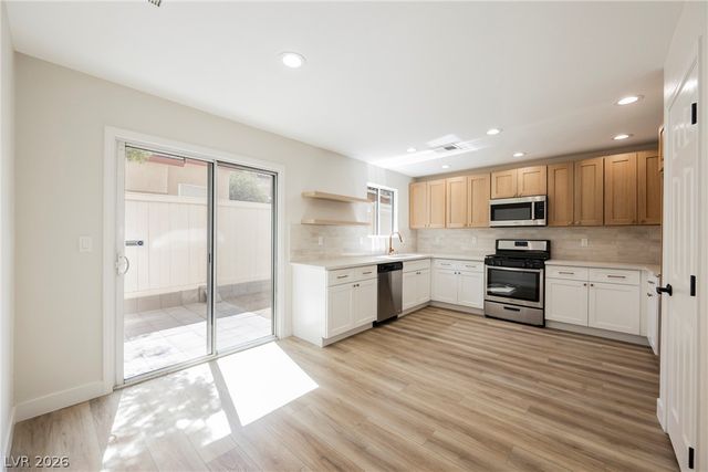11978 Camden Brook Street, Las Vegas, NV 89183