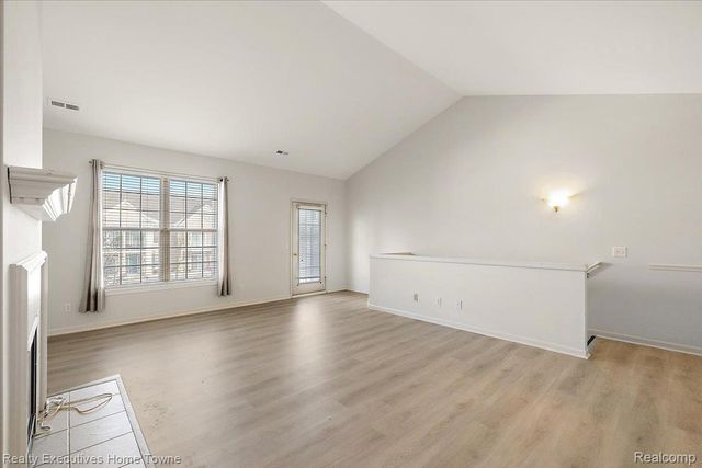 1180 Alameda Boulevard, Troy, MI 48085