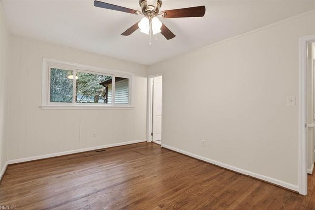 3 Roosevelt DR, Newport News, VA 23608