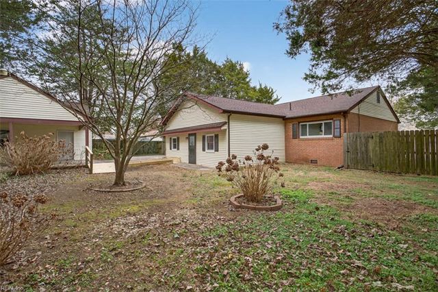 3 Roosevelt DR, Newport News, VA 23608