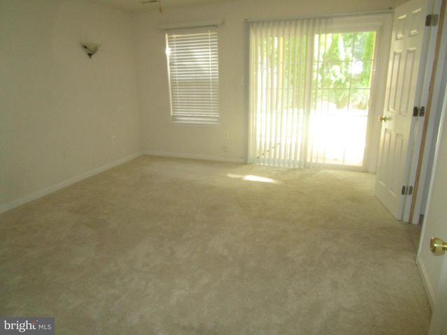 7911 HEATHERLEIGH PL, White Plains, MD 20695