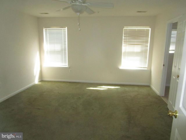 7911 HEATHERLEIGH PL, White Plains, MD 20695