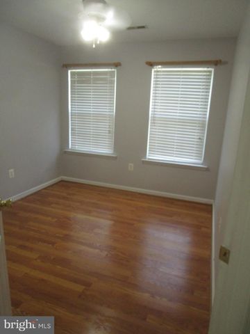 7911 HEATHERLEIGH PL, White Plains, MD 20695