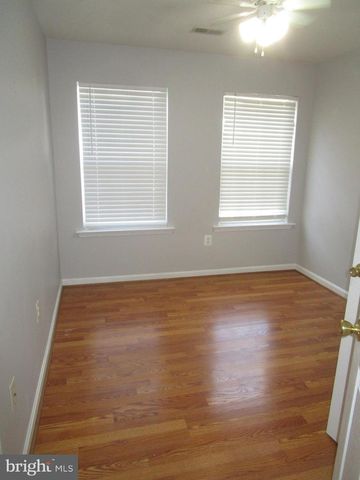 7911 HEATHERLEIGH PL, White Plains, MD 20695