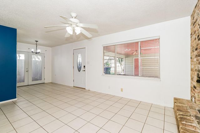 8116 Exmoor DR B, Austin, TX 78757