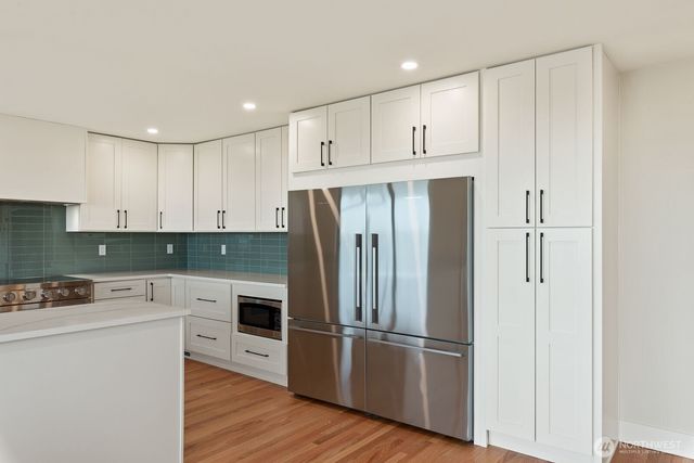 2425 NW Blue Ridge Drive, Seattle, WA 98177
