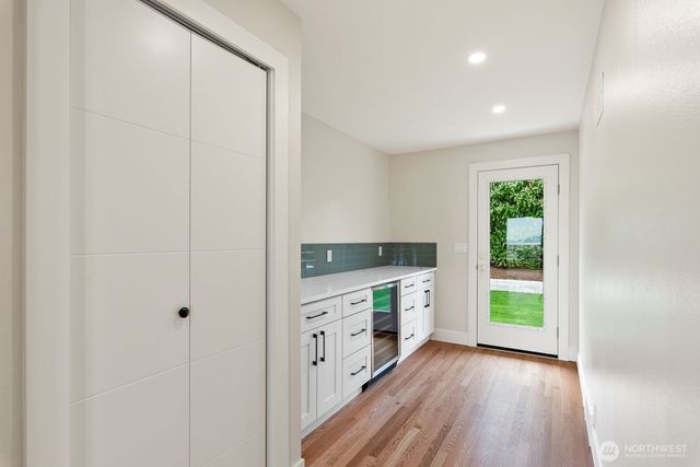 2425 NW Blue Ridge Drive, Seattle, WA 98177