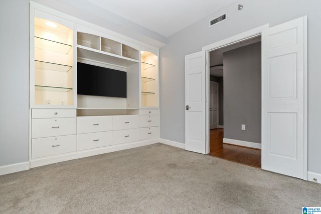 2920 Redmont Park Cir Apt 201E, Birmingham, AL 35205