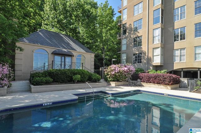 2920 Redmont Park Cir Apt 201E, Birmingham, AL 35205