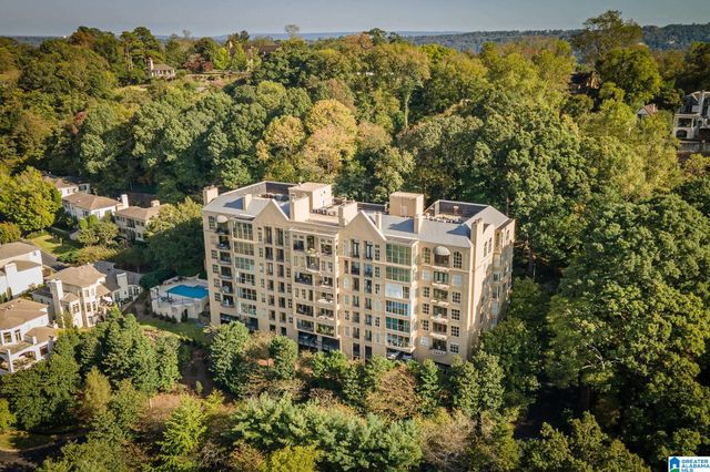 2920 Redmont Park Cir Apt 201E, Birmingham, AL 35205