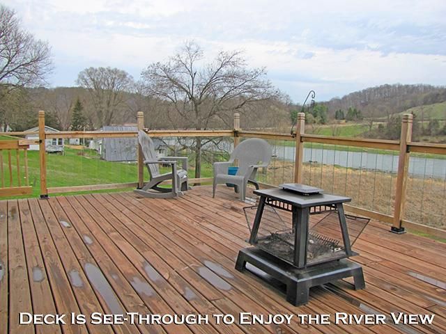 3362 Kress Lane, Potosi, WI 53820