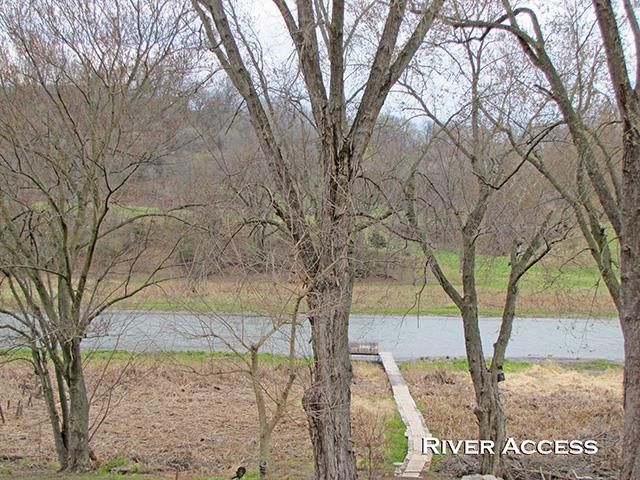 3362 Kress Lane, Potosi, WI 53820