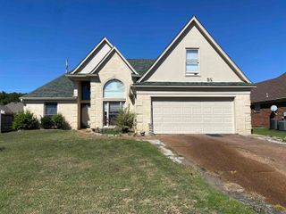 9284 CHIMNEYROCK BLVD, Cordova, TN 38016