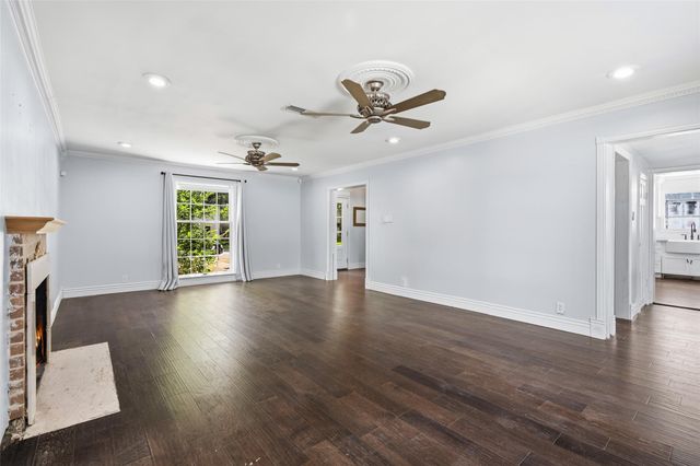3058 Locke, Houston, TX 77019