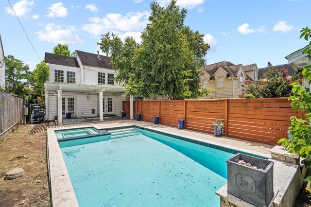 3058 Locke, Houston, TX 77019