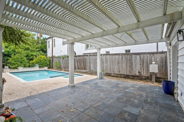 3058 Locke, Houston, TX 77019
