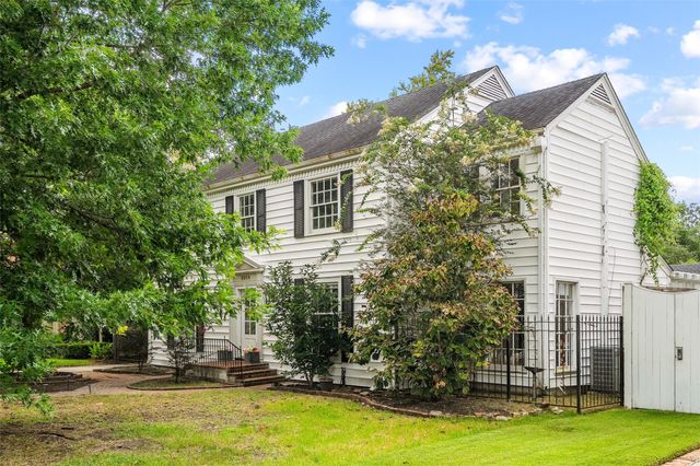 3058 Locke, Houston, TX 77019
