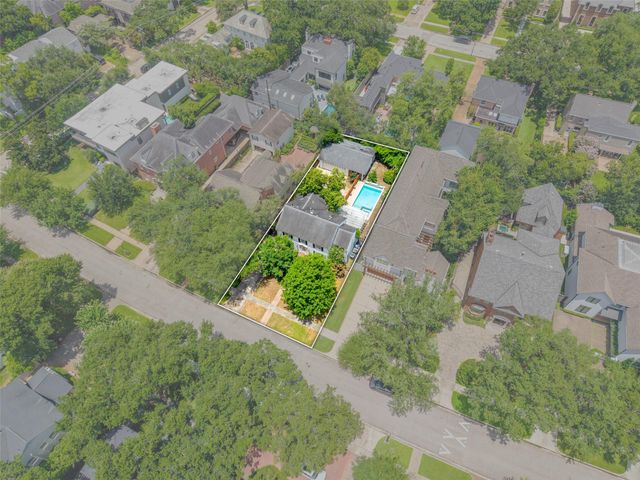 3058 Locke, Houston, TX 77019
