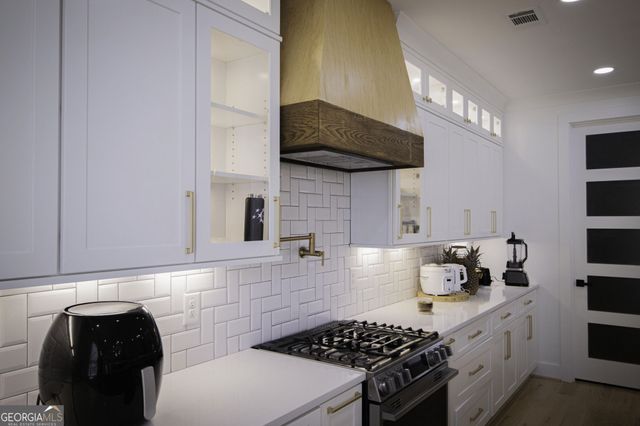 2125 Red Rose Lane, Loganville, GA 30052