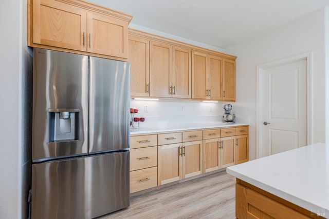 7448 Wendy Dr, Rohnert Park, CA 94928