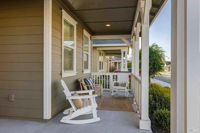 7448 Wendy Dr, Rohnert Park, CA 94928