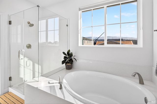 7448 Wendy Dr, Rohnert Park, CA 94928