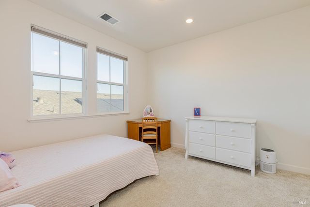 7448 Wendy Dr, Rohnert Park, CA 94928